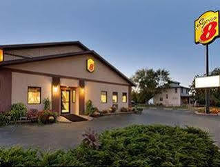 Super 8 By Wyndham Wall Exterior foto